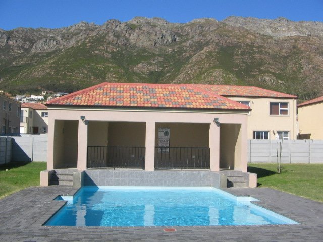 2 Bedroom Property for Sale in Admirals Park Western Cape